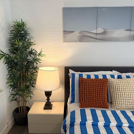 Luxury Rooms - Pick A Room - Free Parking & Kitchen Access, Near Etihad Stadium, The Coop Live & Piccadilly Station, Mánchester Exterior foto