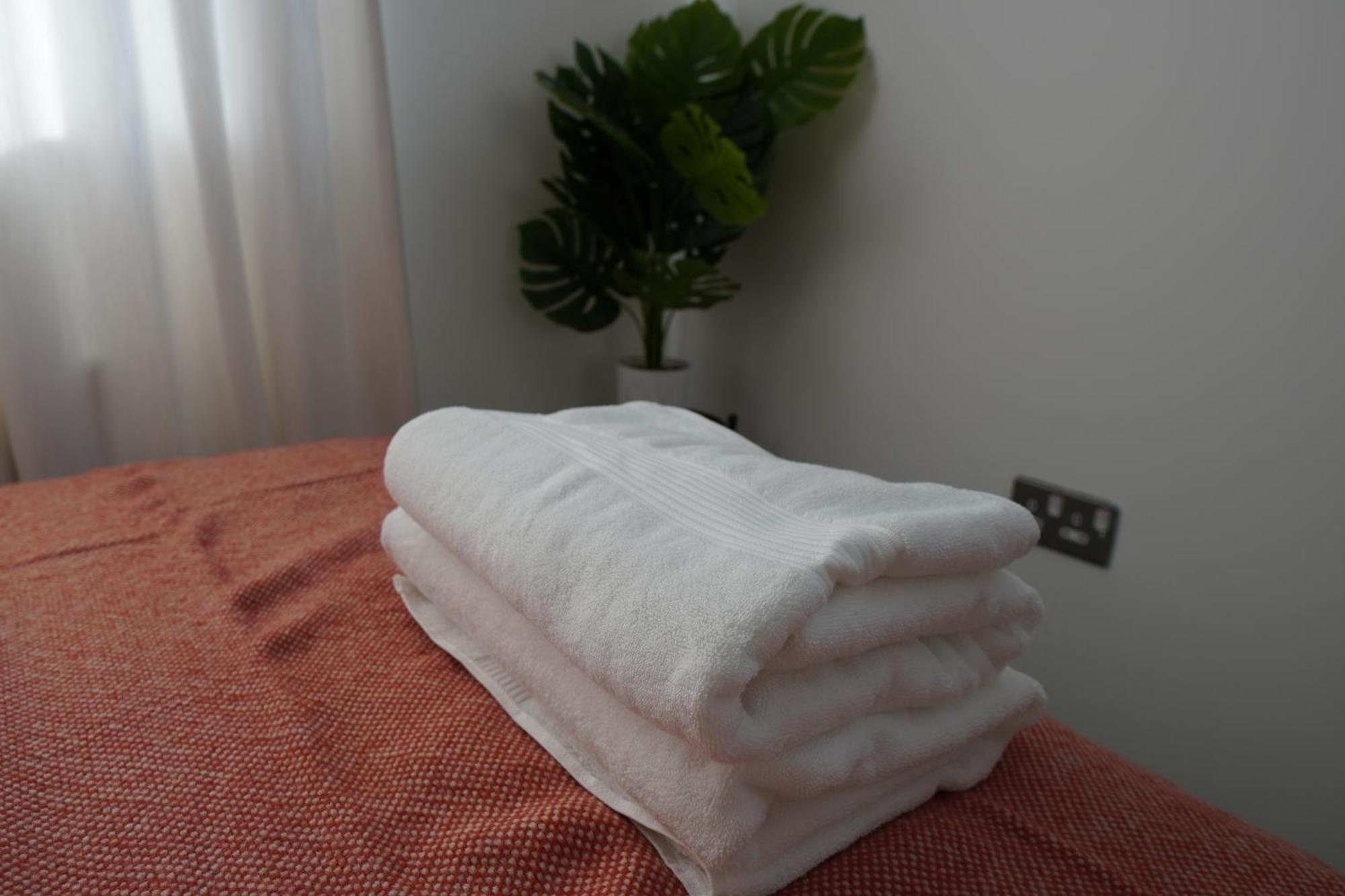 Luxury Rooms - Pick A Room - Free Parking & Kitchen Access, Near Etihad Stadium, The Coop Live & Piccadilly Station, Mánchester Exterior foto
